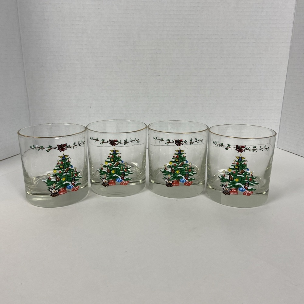 Vtg Home Trends Christmas Tree Set of 4 Glasses Golden Rim Juice / Whisky Glass